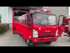ISUZU camion de pompiers forestiers 4x4 2500L couleur rouge multifonctionnel