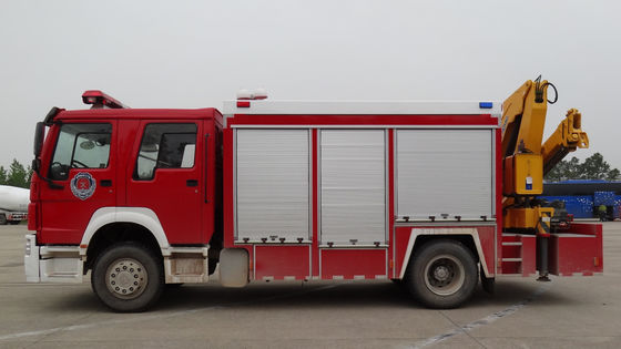 HOWO 228kw Emergency Rescue Fire Truck With XCMG 5T Crane Multifunctional