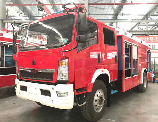 La mobilité élevée HOWO 4 TONS Camion de pompiers en mousse pour les zones urbaines