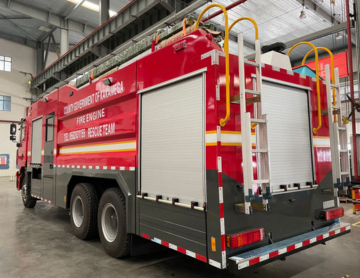 Camion de pompiers professionnel de mousse de l'eau 10000L 6x4 pour la délivrance de secours