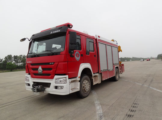 SINOTRUK Heavy Duty Rescue Truck ,  6 Wheeled Road Rescue Emergency Vehicles