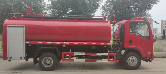 ISUZU 190HP Industrial Fire Truck 4x2 8000L Red Color Multifunctional