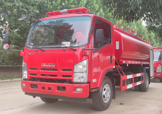 Couleur rouge du camion de pompiers de forêt d'ISUZU 190HP 4x2 avec le réservoir d'eau 8t