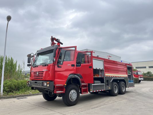 Airport Fire Fighting Truck 80L/s Pump Flow 2 4 Crew Seats for Effective Fire Response